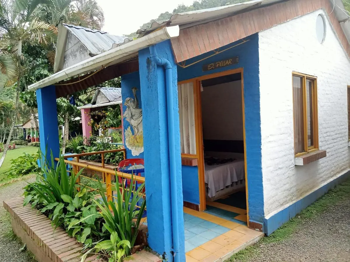 Hétvégi ház Hostal Don Julio O Lagos De Pance Cali