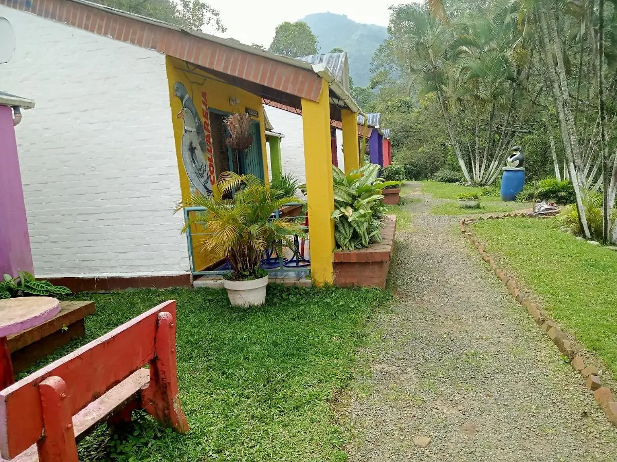 Hostal Don Julio O Lagos De Pance Cali